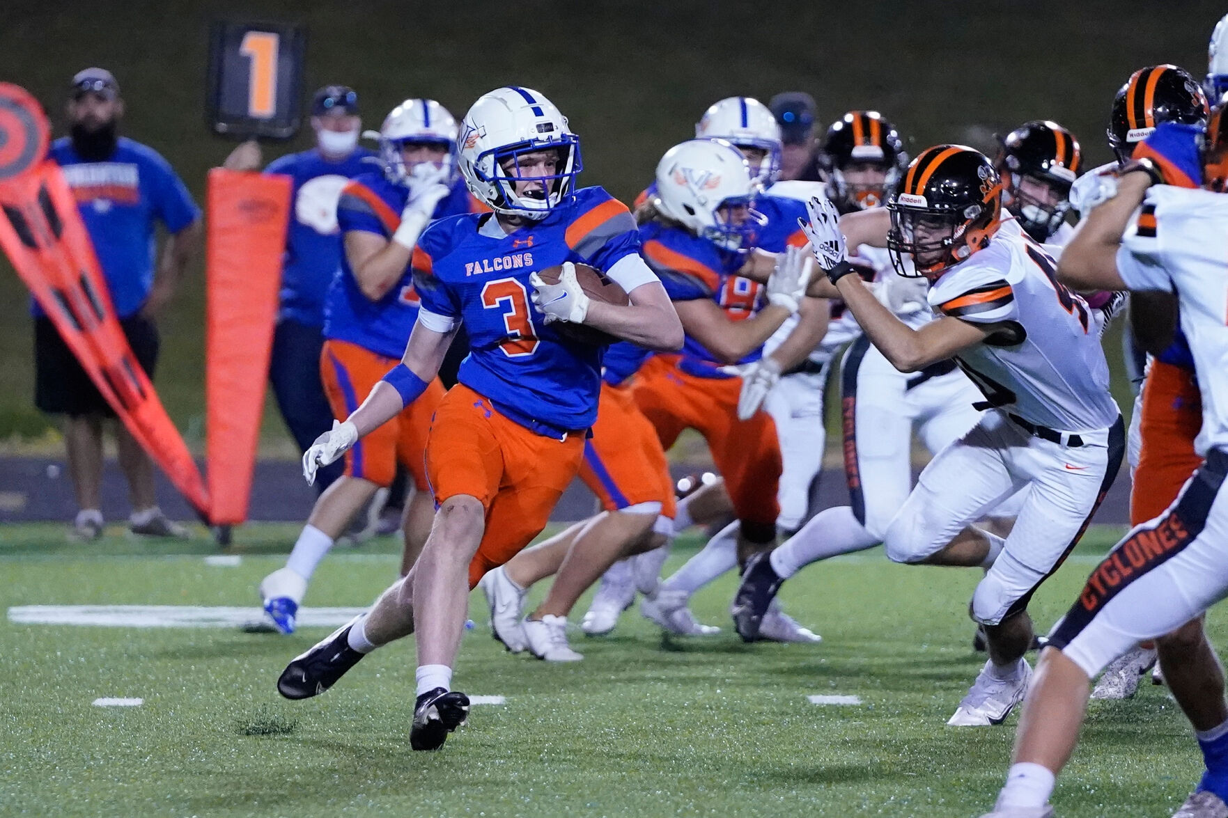 Football Elizabethton at Volunteer